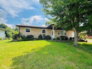 9045 Shadow Dr, Brookville, IN 47012