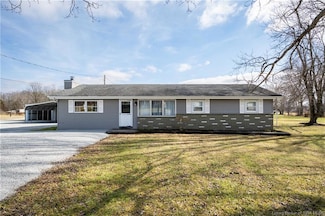 1510 Henryville Bluelick Rd, Henryville, IN 47126
