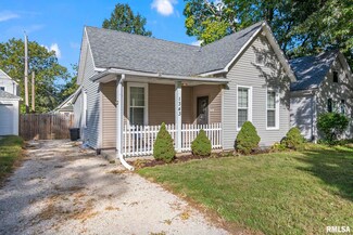 1343 N 2nd St, Springfield, IL 62702