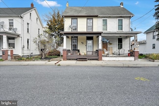 18 Jury St, Highspire, PA 17034