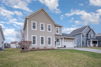 5778 Oatfield Dr, Farmington, NY 14425