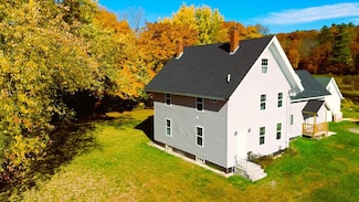 2 Getchell Corner Rd, Vassalboro, ME 04989