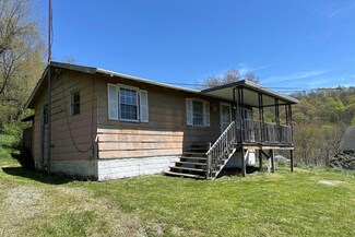 113 Jenny Lynn St, Eccles, WV 25836