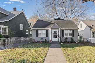 917 Jessie St, Saint Paul, MN 55130