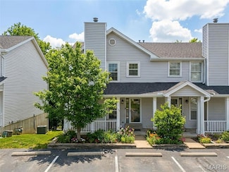 1436 Whispering Creek Dr, Ballwin, MO 63021