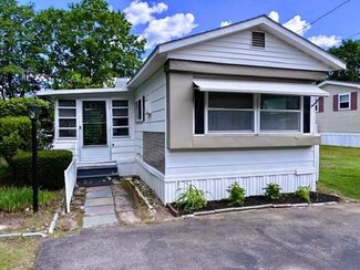 15 Westpoint Terrace, Nashua, NH 03062