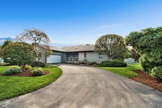 3501 Lawrence Ave, Moosic, PA 18507