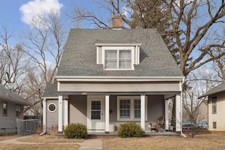 1107 Vine St, Waterloo, IA 50703