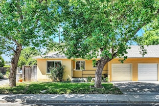 11 Lincoln Ave, Woodland, CA 95695