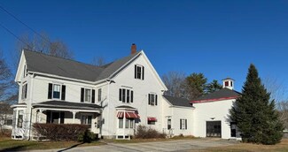 61 Main St, Topsham, ME 04086