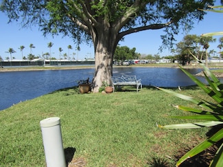 29 Rollo Ct Unit 665, Fort Myers, FL 33908