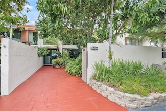 10409 SW 80th St, Miami, FL 33173