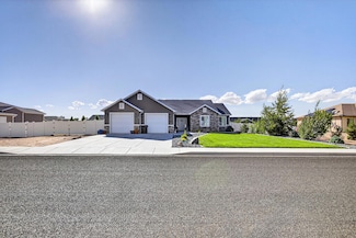 4509 N Gold Dust Trail St, Enoch, UT 84721