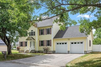 97 Wingate Ave, Methuen, MA 01844