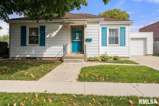 106 W Fast Ave, MacKinaw, IL 61755