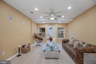 1652 S Etting St, Philadelphia, PA 19145