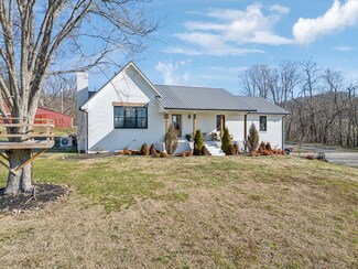 4676 Reed Rd, Thompsons Station, TN 37179