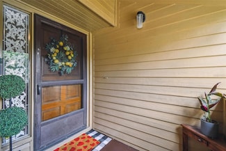 4114 Pinelake Ln Unit 202, Tampa, FL 33618