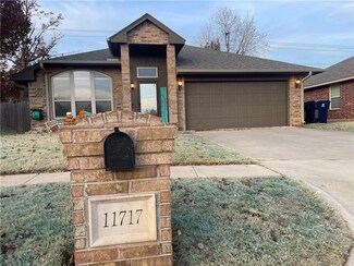 11717 SW 8th St, Yukon, OK 73099