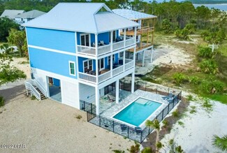 2122 Apalachee Dr, Port Saint Joe, FL 32456