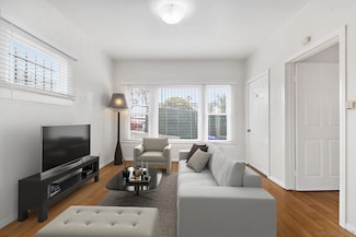1720 J St, San Diego, CA 92101
