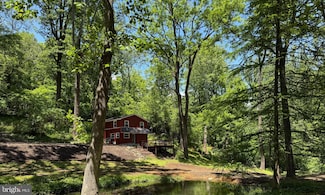 18 Bolton Branch Ln, Huntly, VA 22640