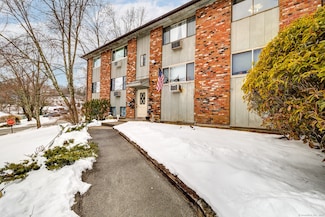 15 Kay Ln Unit H, Waterbury, CT 06708