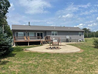 10737 W 500 S, Francesville, IN 47946
