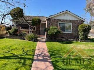 2130 Solano Dr, Bakersfield, CA 93305