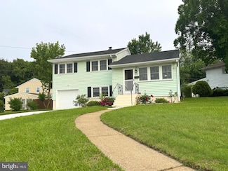 127 Karlyn Dr, New Castle, DE 19720