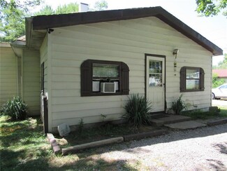 1204 Poplar, Willisville, IL 62997