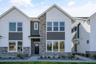 2432 S Blossom Cir, Orono, MN 55356