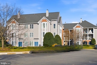 20419 Riverbend Square Unit 200, Sterling, VA 20165