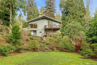 5303 NE 178th St, Lake Forest Park, WA 98155