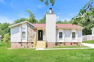 8223 Chrisbry Ln, Charlotte, NC 28215