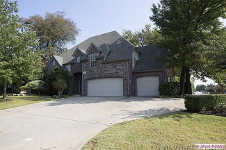 9533 S 88th East Place, Tulsa, OK 74133