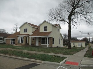 204 N Woodland Ave, Oglesby, IL 61348