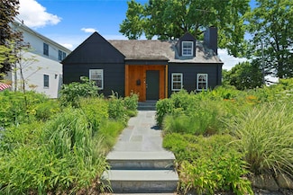 1 Maple Ave, Harrison, NY 10528