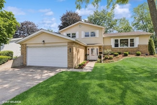 1105 69th St, Darien, IL 60561