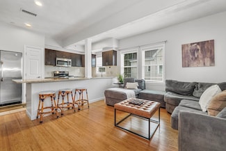 481 Lebanon St Unit 3, Melrose, MA 02176