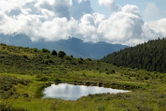 8034 Colorado 131, Toponas, CO 80479