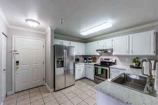 12304 W Cross Dr Unit 203, Littleton, CO 80127