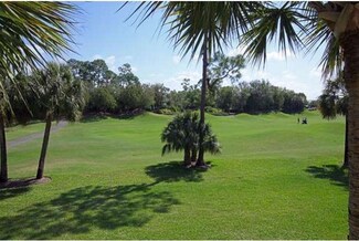2120 Aberdeen Ln Unit 203, Naples, FL 34109