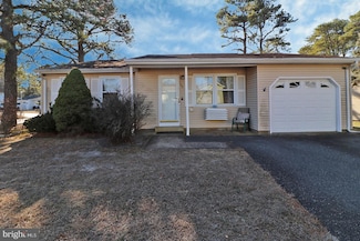 123 Chelsea Dr Sec, Whiting, NJ 08759