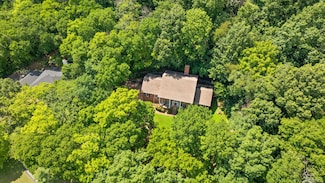 5621 Hillview Dr, Brentwood, TN 37027