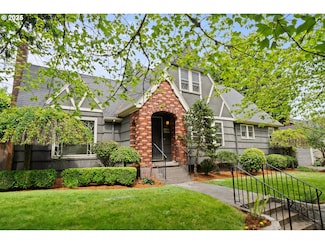 6011 NE Thompson St, Portland, OR 97213