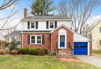 84 Gleason Rd, Lexington, MA 02420