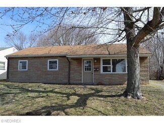2214 Gridley Ave NE, Canton, OH 44705