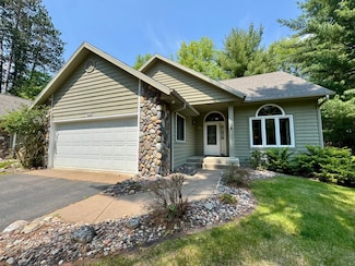 9782 White Pine Ln, Woodruff, WI 54568