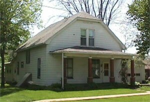 345 E Vine St, Letts, IA 52754